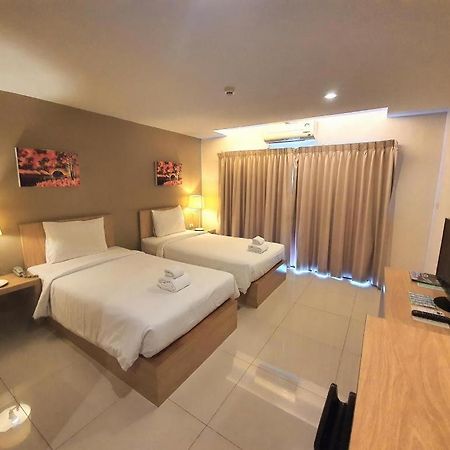 T5 Suites Pattaya Eksteriør bilde