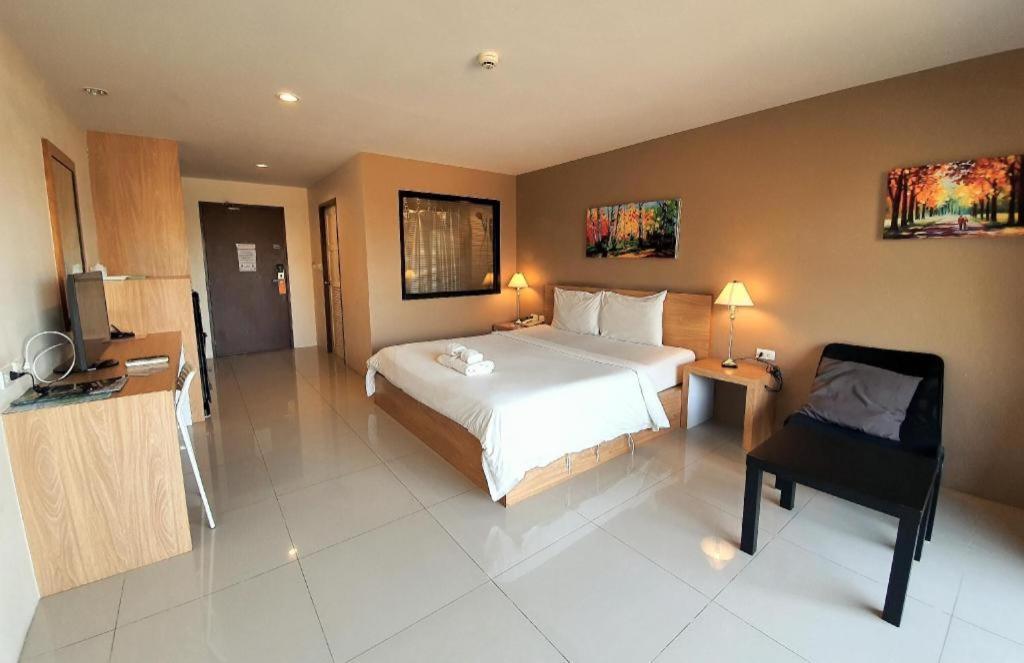 T5 Suites Pattaya Eksteriør bilde
