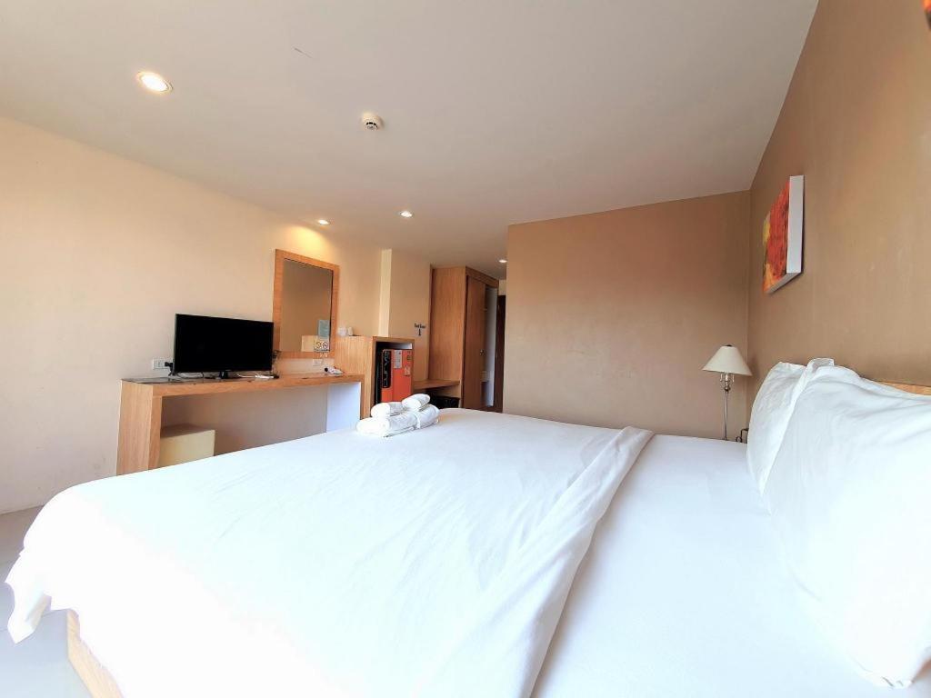 T5 Suites Pattaya Eksteriør bilde