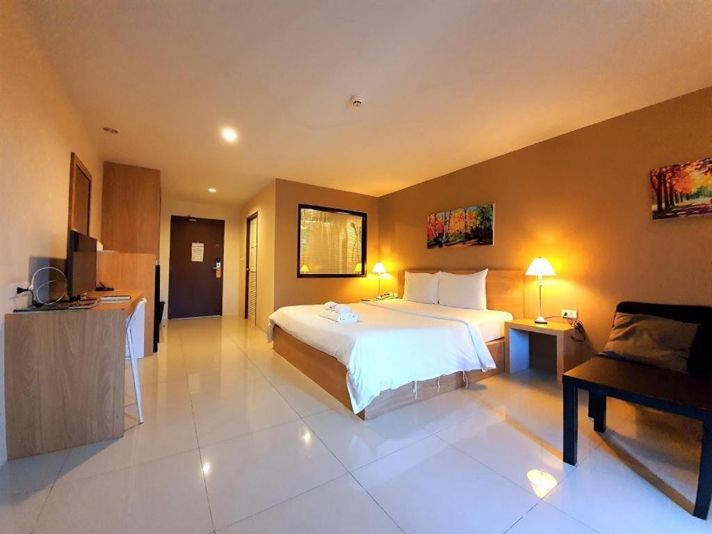 T5 Suites Pattaya Eksteriør bilde