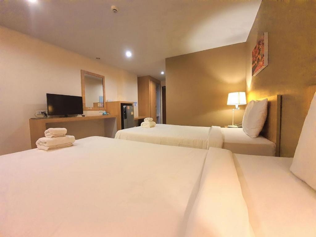 T5 Suites Pattaya Eksteriør bilde